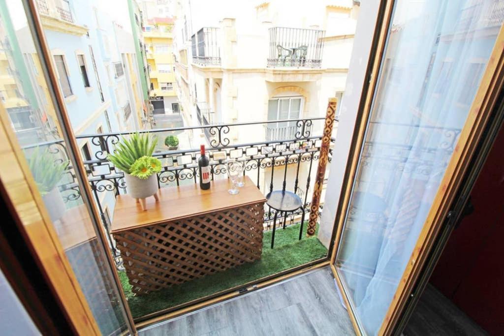 Apartamento De Diseno Centrico 5 Min Playa Аликанте Екстериор снимка